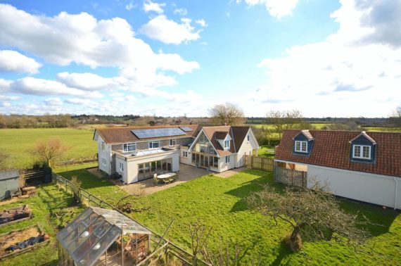 5 Bedroom Property